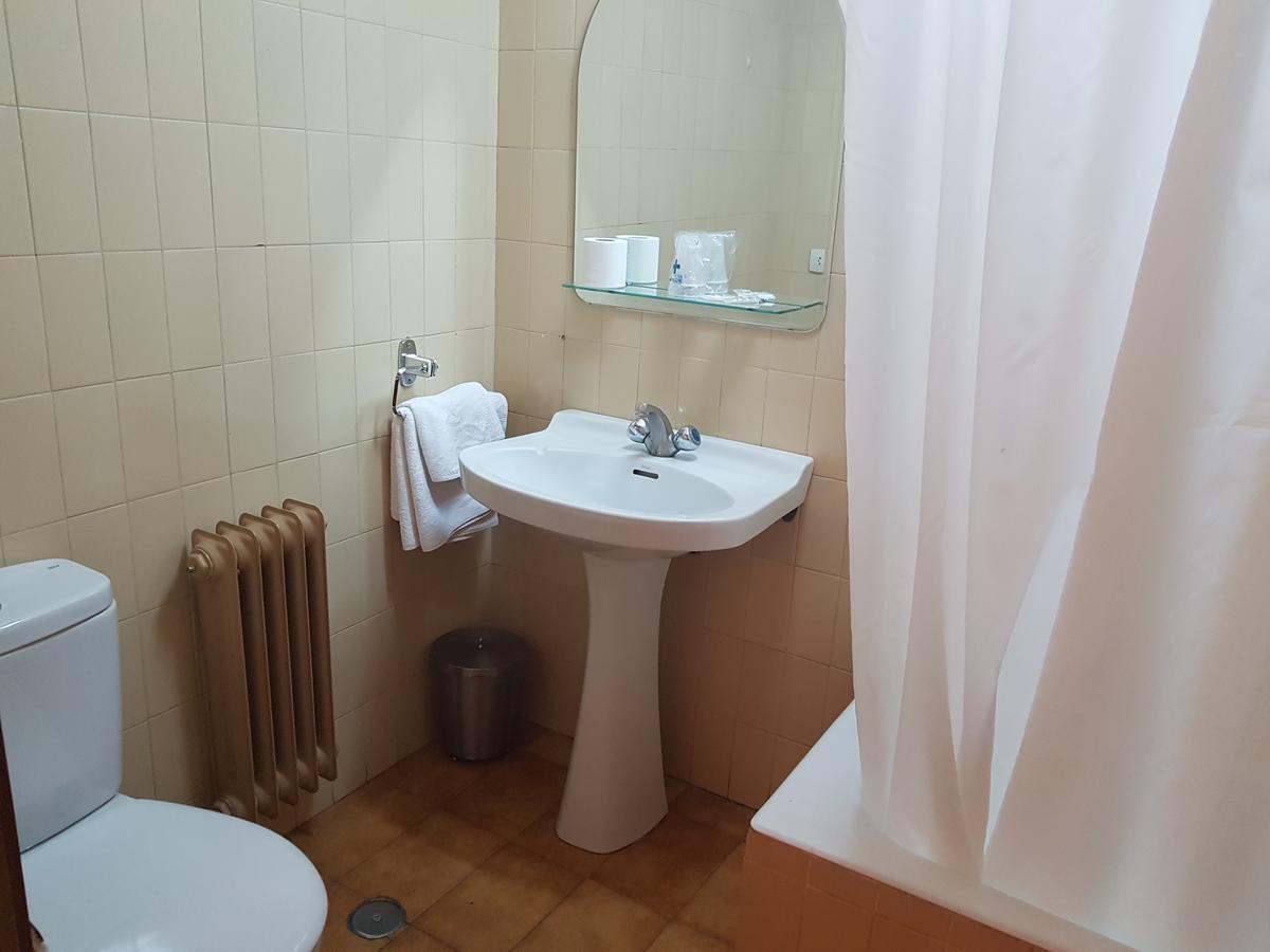 Hotel- Restaurante El Polvorin Cantalejo Eksteriør bilde